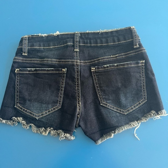 Contraband Girl’s Denim Shorts. Like New. Size 14 - Picture 2 of 6